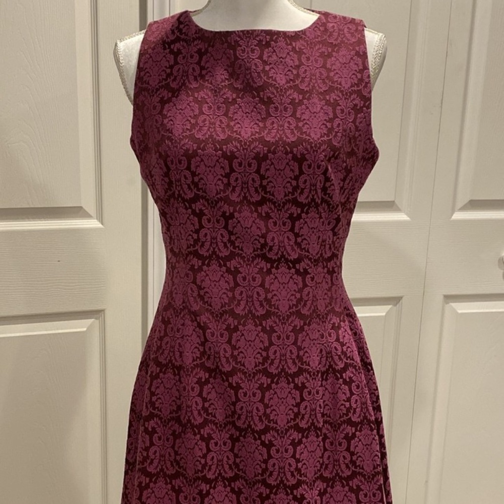 New York & Co Embroidered Rich Burgundy Sleeveless A-line Dress Ladies Size 8